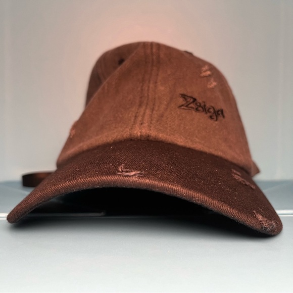 Pop Mart - Zsiga Duckbill Cap - Picture 1 of 13